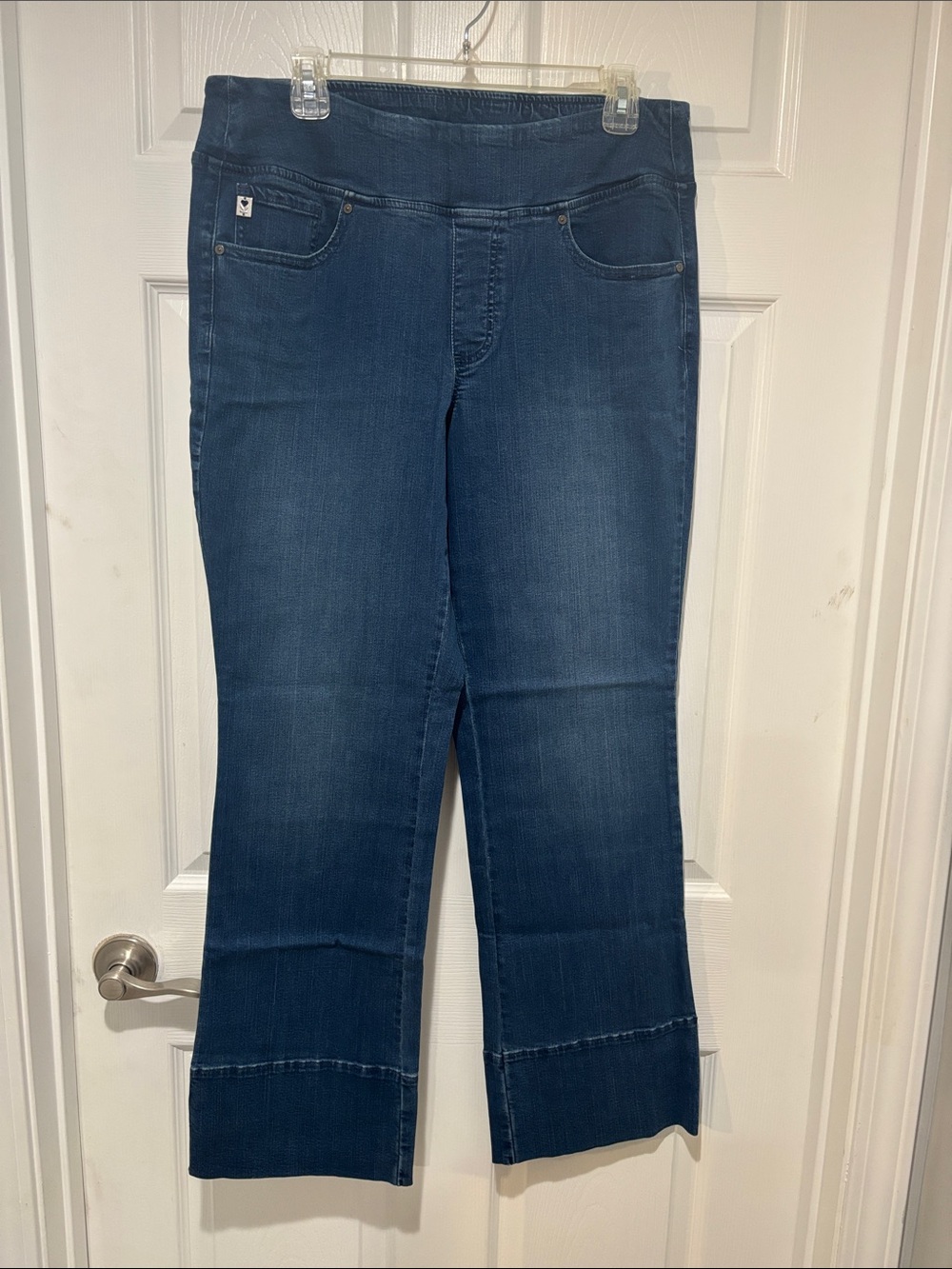 BELLE BY KIM GRAVEL NIP Medium Wash Triple Luxe Mega Hem Boot Cut Stretch Jeans
